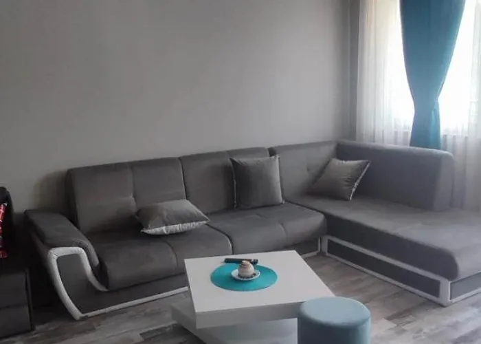узунови леик Apartament *